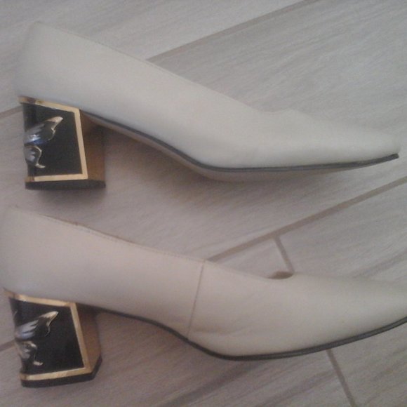 Coup D'Etat Bone Beige Firefly Mid Heel Square Toe Pump   Size 7.5 M  Make Offer - Picture 4 of 8